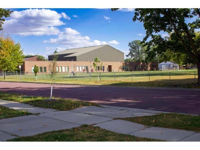 1112 Marsh Street, Mankato, MN 56001