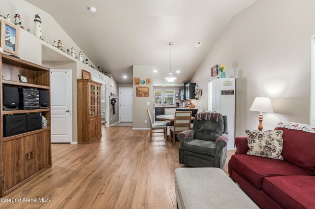 6255 W Harmony ST, Rathdrum, ID 83858