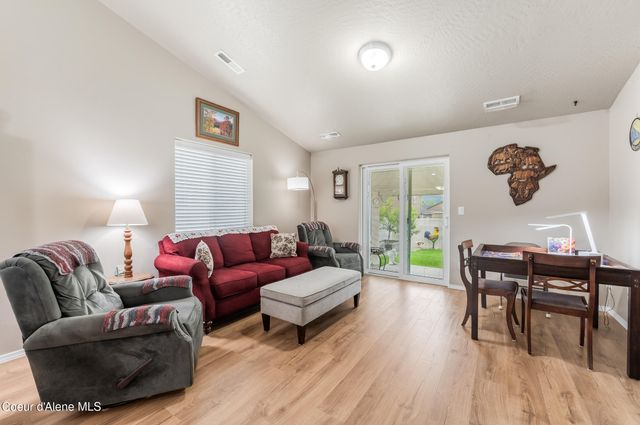 6255 W Harmony ST, Rathdrum, ID 83858