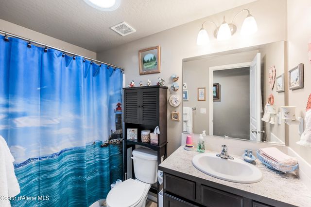6255 W Harmony ST, Rathdrum, ID 83858