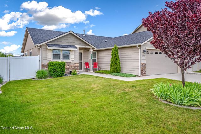 6255 W Harmony ST, Rathdrum, ID 83858