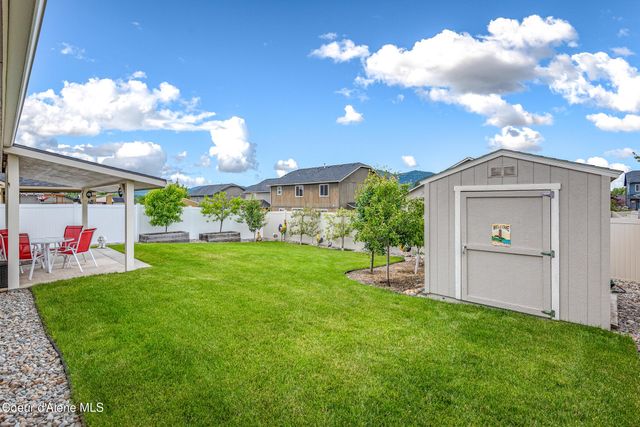 6255 W Harmony ST, Rathdrum, ID 83858