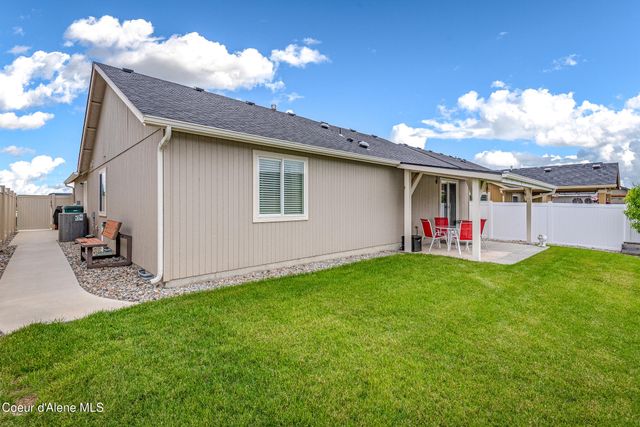 6255 W Harmony ST, Rathdrum, ID 83858