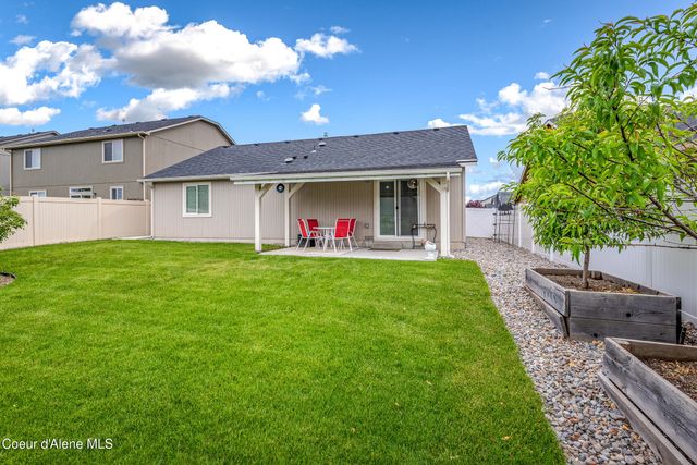 6255 W Harmony ST, Rathdrum, ID 83858