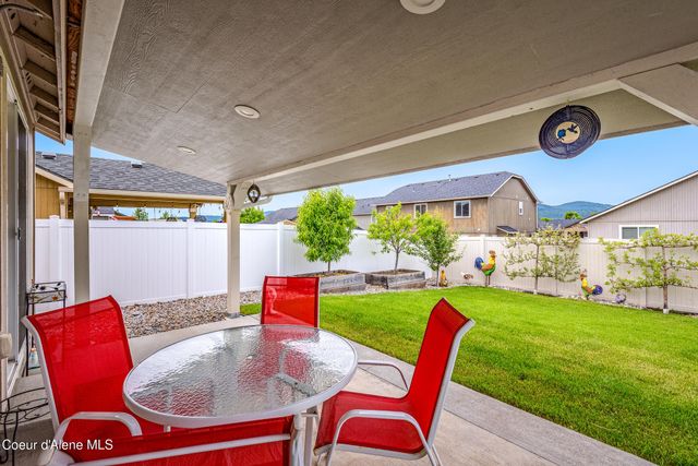 6255 W Harmony ST, Rathdrum, ID 83858