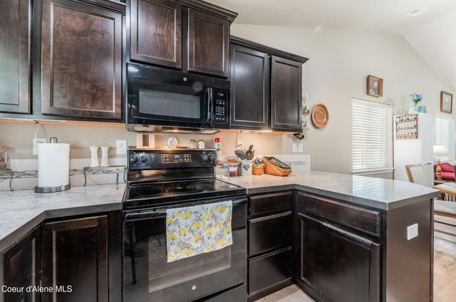 6255 W Harmony ST, Rathdrum, ID 83858