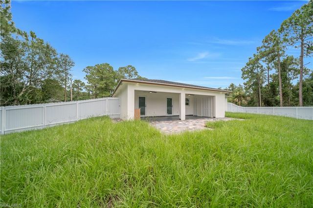 174 Blakely AVE S, Lehigh Acres, FL 33974