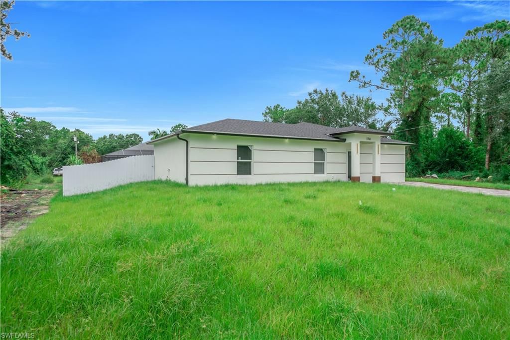 174 Blakely AVE S, LEHIGH ACRES, FL 33974 — photo 3