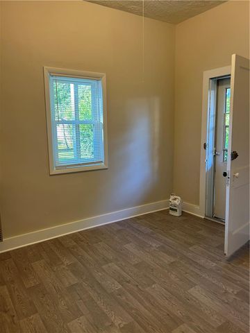 112 Main Street B, Portland Boro, PA 18042