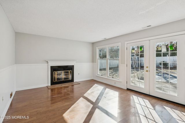 107 Spruce Circle N, Barnegat, NJ 08005