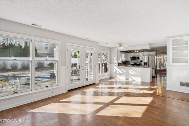 107 Spruce Circle N, Barnegat, NJ 08005