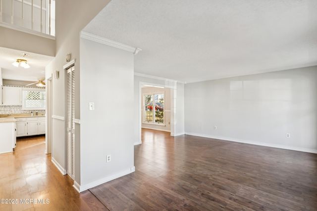 107 Spruce Circle N, Barnegat, NJ 08005