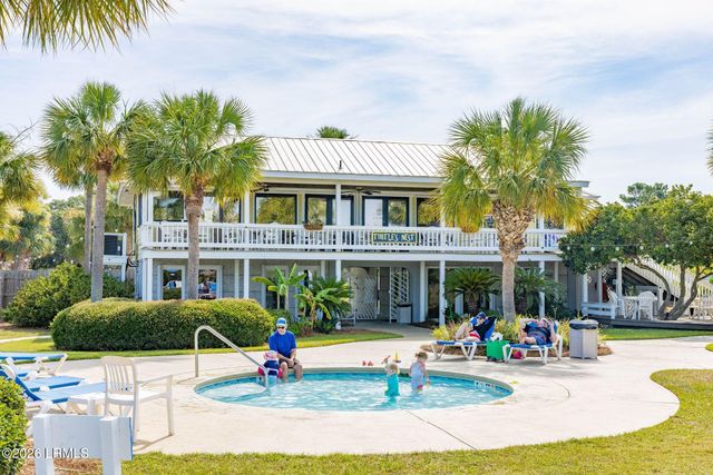 26 Lakeview Lane, St. Helena Island, SC 29920