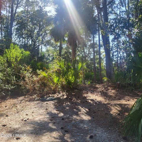 26 Lakeview Lane, St. Helena Island, SC 29920