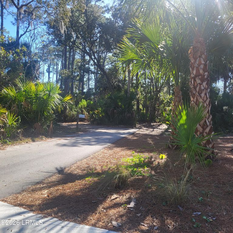 26 Lakeview Lane, St. Helena Island, SC 29920