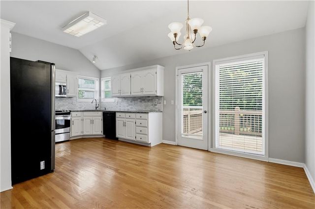 16412 W 157th Terrace, Olathe, KS 66062