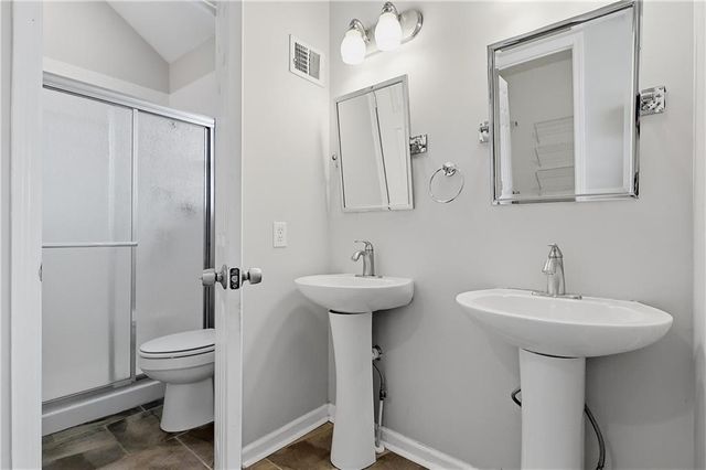 16412 W 157th Terrace, Olathe, KS 66062