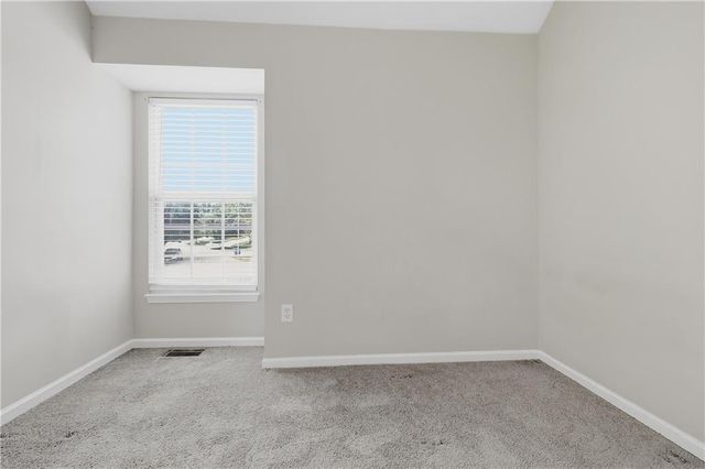 16412 W 157th Terrace, Olathe, KS 66062