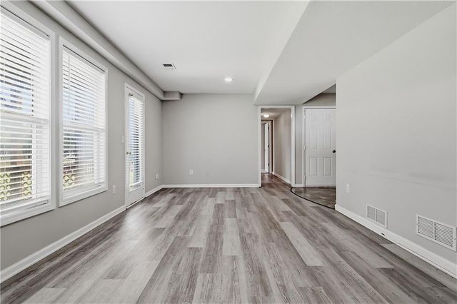 16412 W 157th Terrace, Olathe, KS 66062