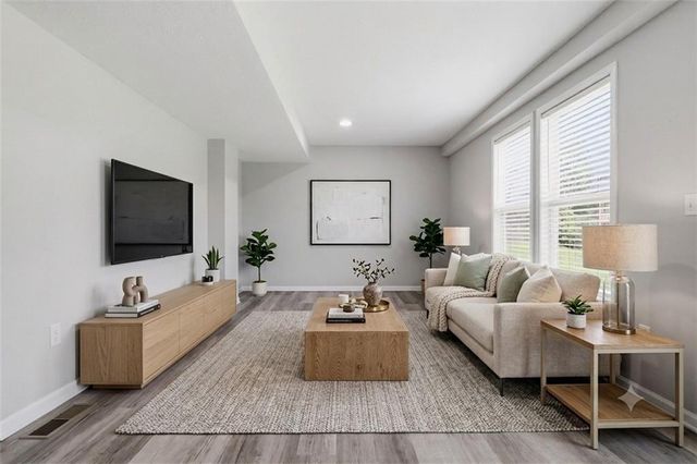 16412 W 157th Terrace, Olathe, KS 66062