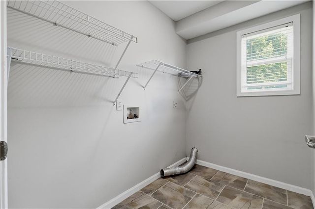 16412 W 157th Terrace, Olathe, KS 66062