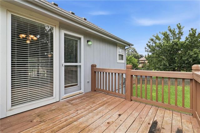 16412 W 157th Terrace, Olathe, KS 66062