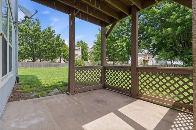 16412 W 157th Terrace, Olathe, KS 66062