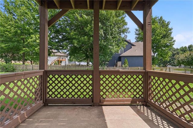 16412 W 157th Terrace, Olathe, KS 66062