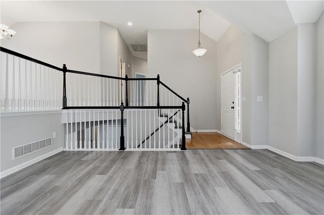 16412 W 157th Terrace, Olathe, KS 66062