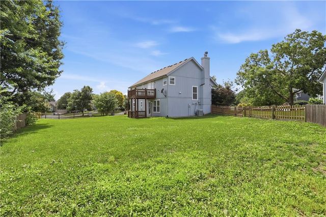 16412 W 157th Terrace, Olathe, KS 66062