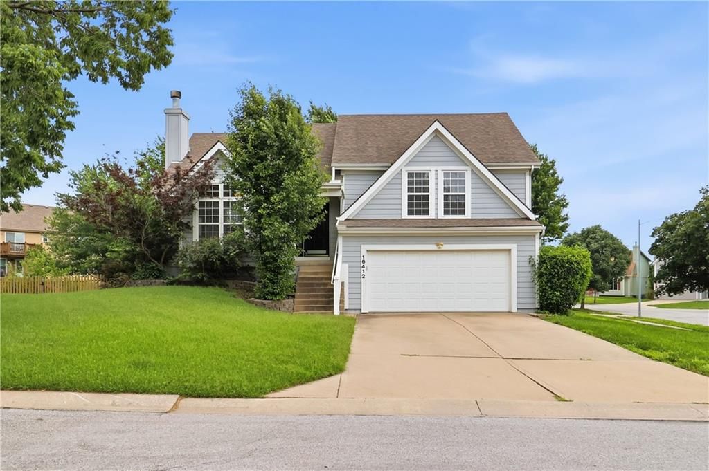 16412 W 157th Terrace, Olathe, KS 66062