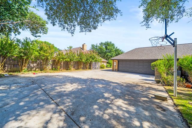 6812 Battle Creek Road, Fort Worth, TX 76116