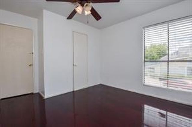 8405 Wilcrest Drive 2700, Houston, TX 77072