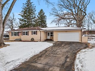 5905 Independence Avenue N, New Hope, MN 55428