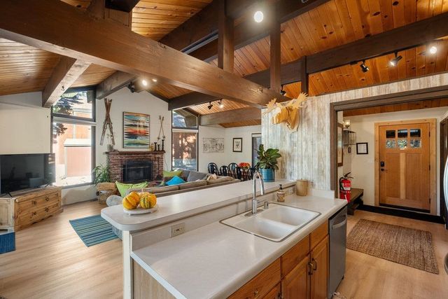 5659 Rhodesia Road, Carnelian Bay, CA 96140