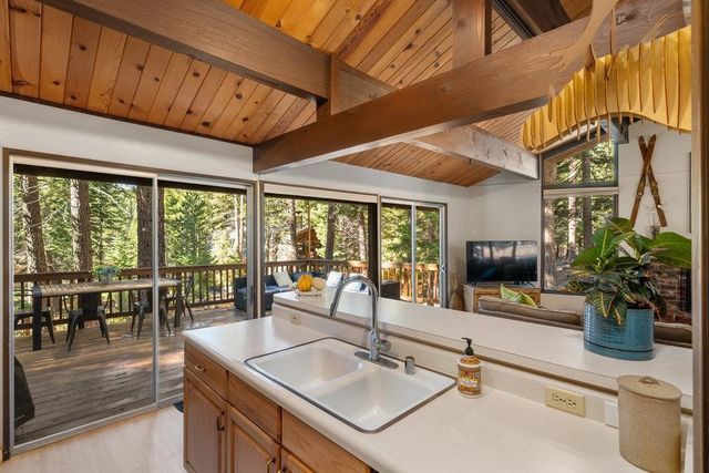 5659 Rhodesia Road, Carnelian Bay, CA 96140