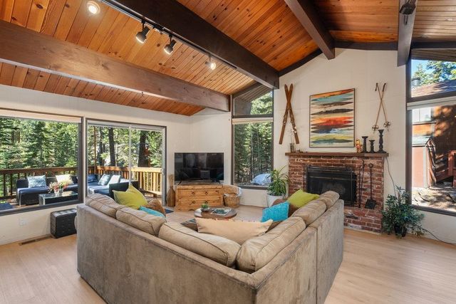 5659 Rhodesia Road, Carnelian Bay, CA 96140