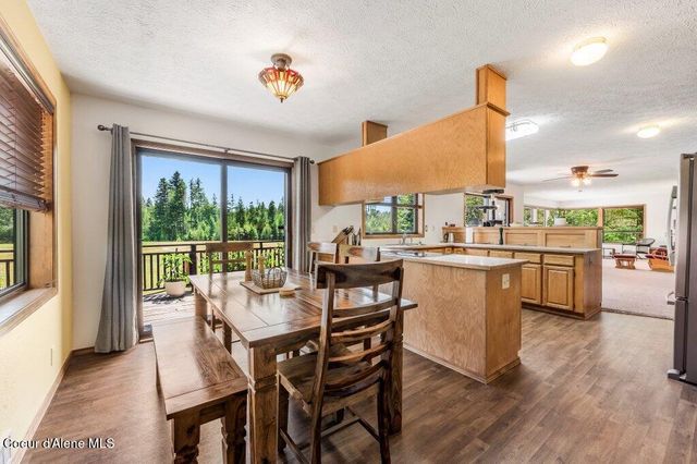 634 Skyhawk Dr, Spirit Lake, ID 83869