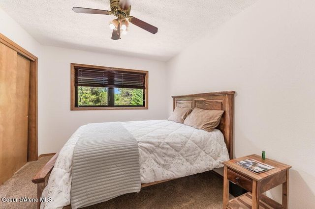 634 Skyhawk Dr, Spirit Lake, ID 83869
