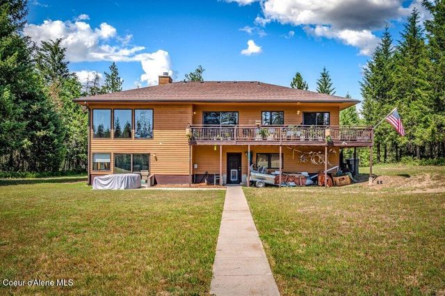 634 Skyhawk Dr, Spirit Lake, ID 83869