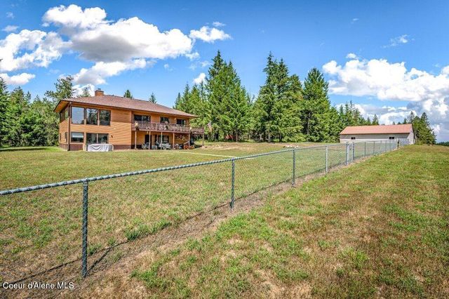 634 Skyhawk Dr, Spirit Lake, ID 83869