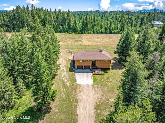 634 Skyhawk Dr, Spirit Lake, ID 83869