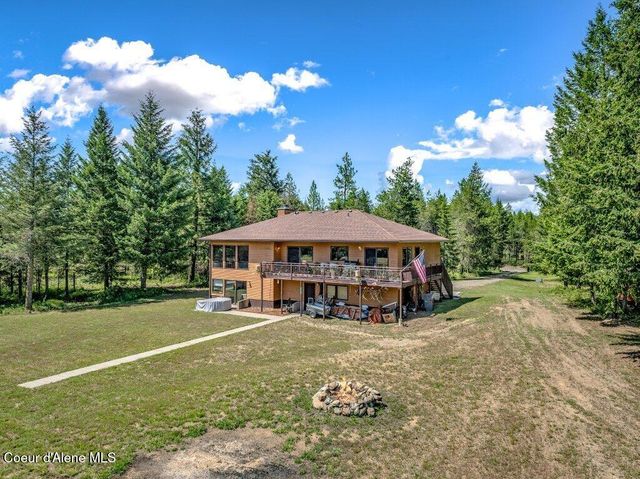 634 Skyhawk Dr, Spirit Lake, ID 83869