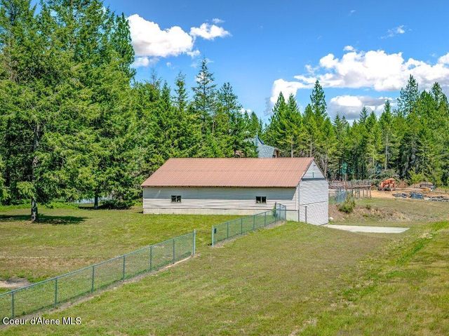 634 Skyhawk Dr, Spirit Lake, ID 83869