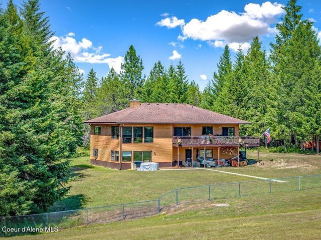 634 Skyhawk Dr, Spirit Lake, ID 83869