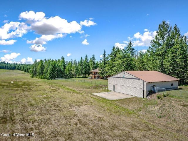 634 Skyhawk Dr, Spirit Lake, ID 83869
