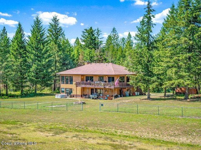 634 Skyhawk Dr, Spirit Lake, ID 83869