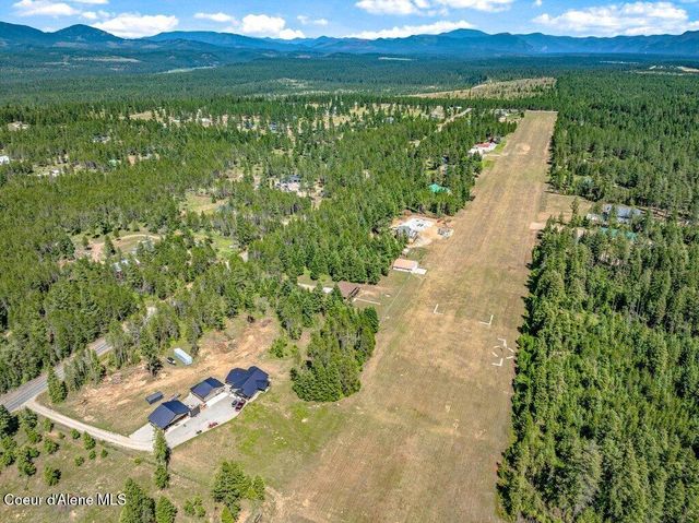 634 Skyhawk Dr, Spirit Lake, ID 83869