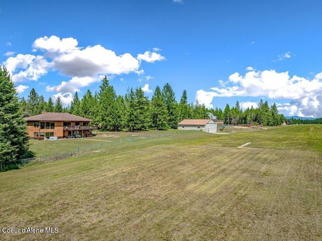 634 Skyhawk Dr, Spirit Lake, ID 83869