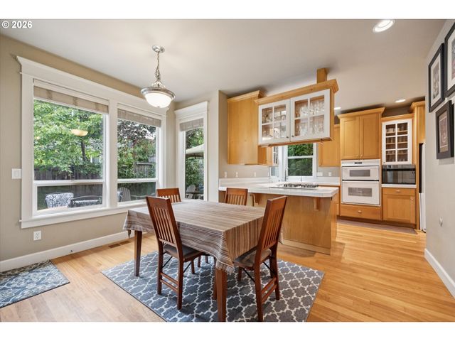16173 Sw BRAY Ln, Portland, OR 97224